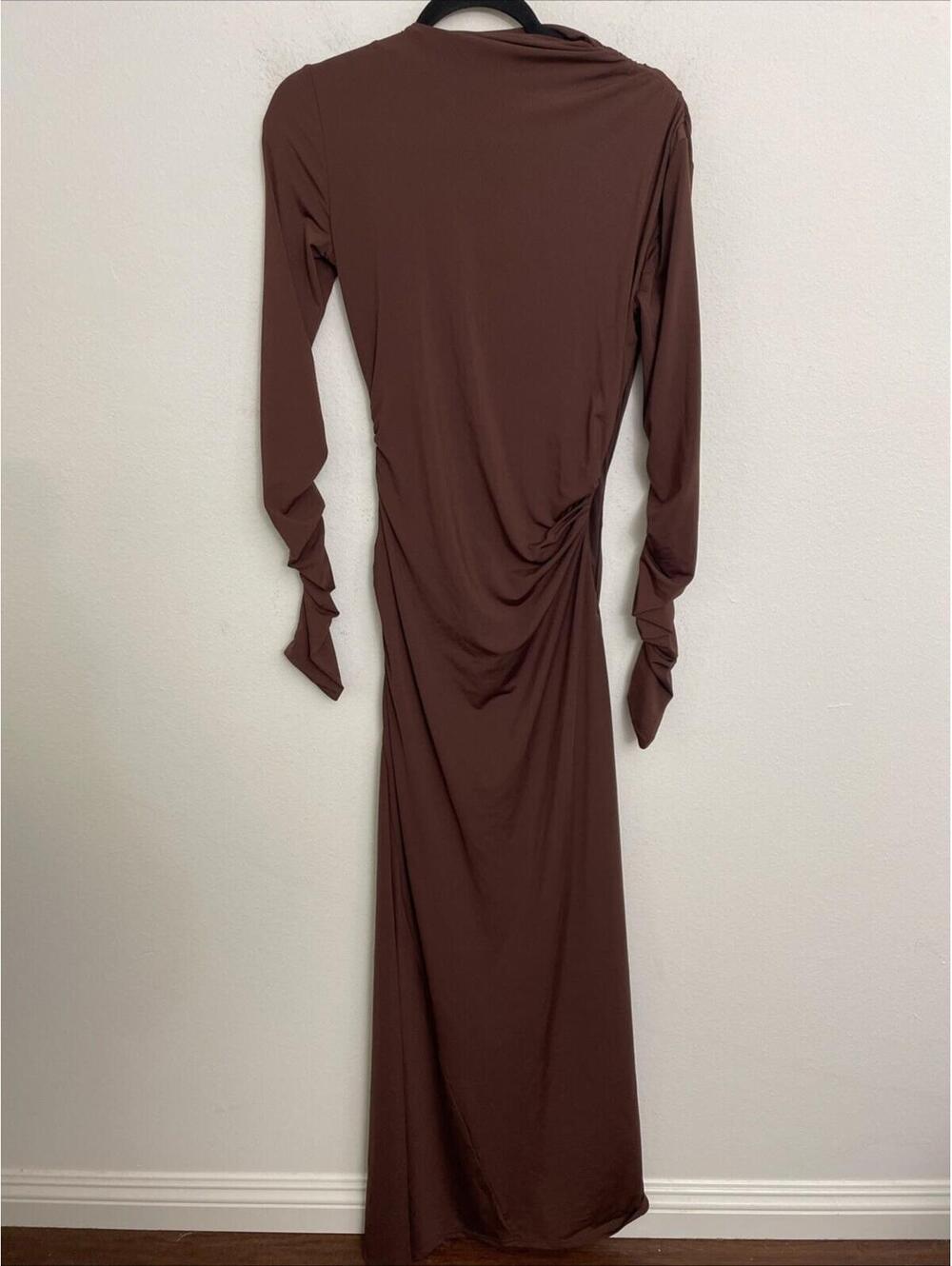 SEROYA Kim Maxi Long Sleeve Dress in Merlot size medium $298msrp - Picture 5 of 6
